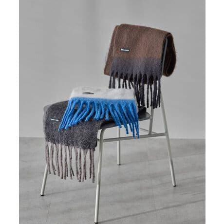 [^ԁF0H001163900]ӂӂ킵_炩ȔGƃoCJ[fUC|Cg̃VM[}t[B݊̂鑾߂̃tWAɊłȂꂽۂ^Ă܂B`N`NȂAȐnƖhĂꖇBO^CvȂ̂ŗlXȊłAAWy߂܂Bpɂ͂Av[gɂ߂̃ACełBfp摜́A̓ŐFČꍇ܂Bg̃j^[ɂďi̐FČꍇ܂B