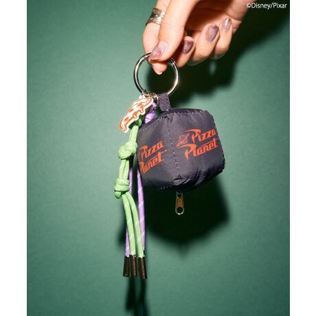 [^ԁF0H001243100]fJ30N}wgCEXg[[xV[YɓoꂷAusUEvlbgṽjtH[C[WV[YB̂ЂTCỸXNGA^|[`ɃX^CbVȃR[hƃsU`[킹{[ghCNȃobO`[B|[`̃fUCɉăR[h̃J[قȂAFႢőȂACeBꂼO\Ȃ̂ŁA莝̃`[ƕtւ邱Ƃł̂|CgBV[Ỹg[gobOɕt̂߂łBfp摜́A̓ŐFČꍇ܂Bg̃j^[ɂďi̐FČꍇ܂BRC`[ RCP[X K  Mtg v[g L[z_[ Pixar sNT[ zf[