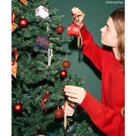 [^ԁF0H001243100]fJ30N}wgCEXg[[xV[YɓoꂷAusUEvlbgṽjtH[C[WV[YB̂ЂTCỸXNGA^|[`ɃX^CbVȃR[hƃsU`[킹{[ghCNȃobO`[B|[`̃fUCɉăR[h̃J[قȂAFႢőȂACeBꂼO\Ȃ̂ŁA莝̃`[ƕtւ邱Ƃł̂|CgBV[Ỹg[gobOɕt̂߂łBfp摜́A̓ŐFČꍇ܂Bg̃j^[ɂďi̐FČꍇ܂BRC`[ RCP[X K  Mtg v[g L[z_[ Pixar sNT[ zf[