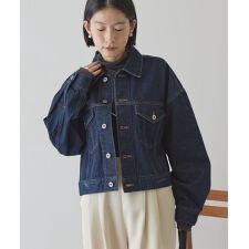 ショート丈デニムジャケット
