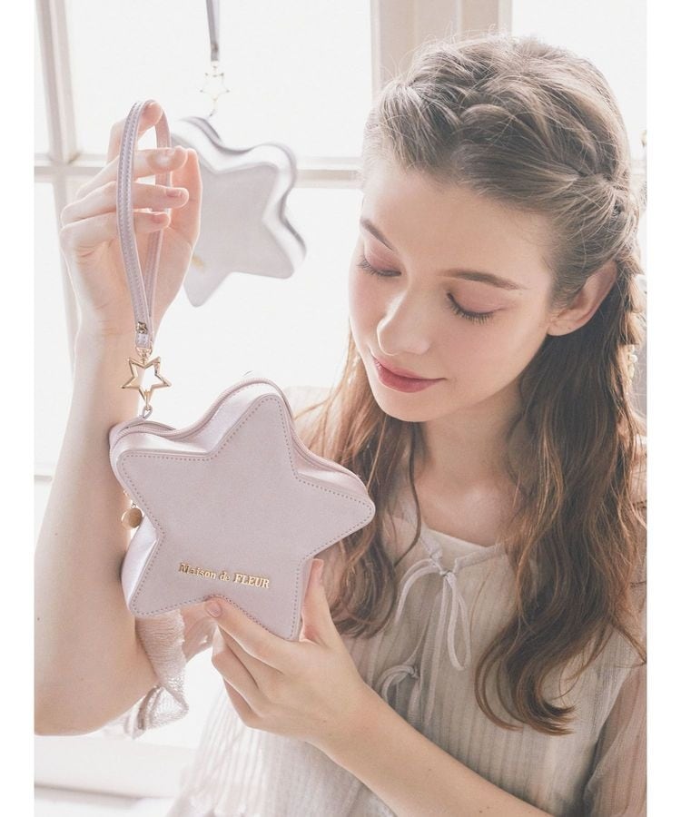 [}C]X^[|[`/] h t[iMaison de FLEURj sN