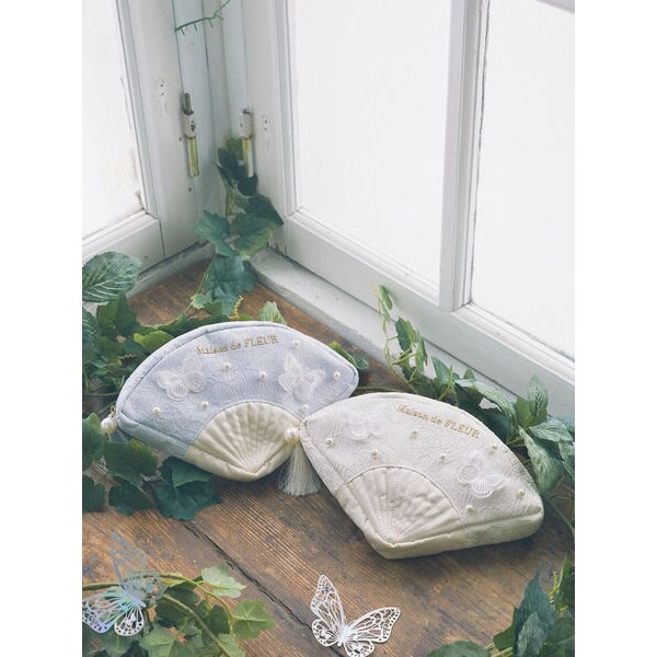 パピヨン扇子型ポーチ | メゾン ド フルール(Maison de FLEUR