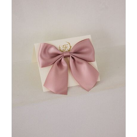 [^ԁF08000302900]傫ȃTe{ɐSƂ߂O[eBOJ[hB̂S[h̃S؂₩Ȉۂ^Ă܂J[oG[VLx8FWJBv[gɃbZ[WYALOȂǂ̐₩ȃV[Ɋ􂵂ĂACełBfp摜́A̓ŐFČꍇ܂Bg̃j^[ɂďi̐FČꍇ܂B