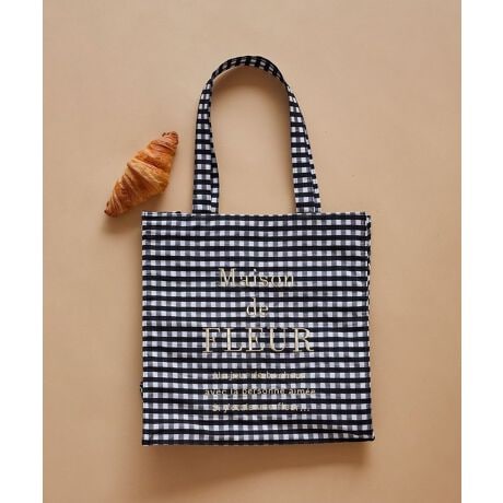 black バッグ・ポーチ