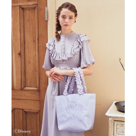 [^ԁF08000604700]Disney Princess CollectionuVfvuAGvuvcFvC[WʂȃRNVoyA4TCYΉzw̏̃vcFx̉pŃ^CgSƁAeBÃA[ghJŕ\g[gobOB{̂ƓF̎hJ{ƂŁAiőlۂfUCɎdグ܂uhACRłtnhAR[fBl[gɉ؂₩vXĂ܂Bn͕ɓoꂷ郂`[tvgnŁAJƂƂI|₷߂̎AA4t@Cۂeʂ̃TCY͂łBɂ́AƎoX}zpXP[XȂǂ֗ȃ|PbgtV[Ỹ|[`ƈꏏɂgpƂ萢Eς܂ByӎzTvɂĎBesĂ܂Bۂɂ͂鏤iƎdlTCY኱قȂꍇ܂Bfp摜́A̓ŐFČꍇ܂Bg̃j^[ɂďi̐FČꍇ܂B