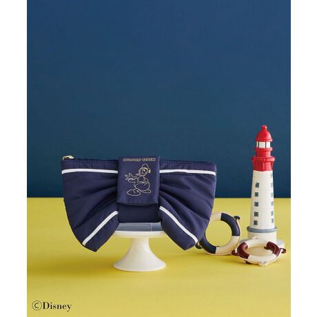 [^ԁF08000623000]Disney CollectionuDonald Duckv69uhih_bNv̂ajʂȃRNVolCr[̃TenɃzCg̃C{āuhih_bNṽZ[[C[W{^|[`BS[h̔vgŁuhih_bNṽL[gȎp\܂t@Xi[ɂ̓Sv[gvXAMaison de FLEURȂł͂̓ʊ̂fUCɁBXȃtHŃobO̒Ő炸AƂ^Ԃ̂ɂ҂̃TCYłBfUC̃TCh|Pbgg[gobOƃZbgłoĂ̂ɂ߂łyӎzTvɂĎBesĂ܂Bۂɂ͂鏤iƎdlTCY኱قȂꍇ܂Bfp摜́A̓ŐFČꍇ܂Bg̃j^[ɂďi̐FČꍇ܂B