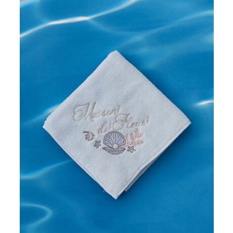 [^ԁF08000627000]ȃVF`[t̎hJ|Cg̃^InJ`BMaison de FLEUR̃ShJvX܂Bӂ肵DGŁARpNgȃTCYfC[gɂ҂聝p͂AMtgɂ߂̃ACełBsŐY^IłtĂAӂӂŌ`L[vIMaison de FLEUR̃nJ`͍i^I̖YnQsłׂĐYĂ܂yӎzTvɂĎBesĂ܂Bۂɂ͂鏤iƎdlTCY኱قȂꍇ܂Bfp摜́A̓ŐFČꍇ܂Bg̃j^[ɂďi̐FČꍇ܂B