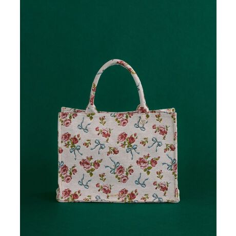 [^ԁF08000688900]Maison de FLEUR ~ ART DE LYSuLettre de Rosev1890N̑nƂ瑱tX́uART de LYSiA[hXjЁvƂ̃R{[VɂwART DE LYS RNVx̑3eBỏԂƏȃ{U΂߂AMaison de FLEURIWi̐n쐬Ē܂ByA4TCYΉz[ỸSuniŉȈۂ̃g[gobOBƎtHō̂fUCɎdグ܂}`̂XNGAtHɓ|PbgtŁAוƎ[Ă܂BDJtȂ̂łCɓ̃`[ȂǂtăAW\BA4TCY邵Ƃ[͂ŁAʋ΂ɂ߂łyӎzTvɂĎBesĂ܂B ۂɂ͂鏤iƎdlTCYقȂꍇ܂Bfp摜́A̓ŐFČꍇ܂Bg̃j^[ɂďi̐FČꍇ܂B