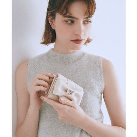 [^ԁF08000677400]_lC̃xg{EHbg̐V삪oI^̓Iȃxg{l~jEHbgBuFv`[tVo[ɂȂďiȈۂɁ􃉃EhWbv^CṽRCP[XɁADƃJ[h[Ă܂B|Pbg̊p΂߂ɂ邱ƂŁAJ[h̏oꂪ₷悤ȍHv_炩ȎG̃U[fނ₳肰ȂzFgȂǁÅfUCłByӎzTvɂĎBesĂ܂B ۂɂ͂鏤iƎdlTCYقȂꍇ܂Bfp摜́A̓ŐFČꍇ܂Bg̃j^[ɂďi̐FČꍇ܂B