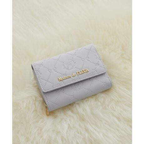 [^ԁF08000755200]IWĩmO^iȃEHbgB{õ`[tfUCɗƂ񂾁AlfUCłS[h̃Sp[cAt@Xi[̃`[܂BEht@Xi[dl̏ḰA傫ĴŁAK̏oX[YBɃJ[h|Pbg𕡐݂Ă̂ŁAՂ[ł܂RpNgȃTCYŁAfC[gɂ߂̃ACełBfp摜́A̓ŐFČꍇ܂Bg̃j^[ɂďi̐FČꍇ܂B