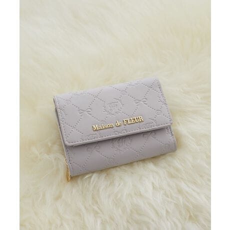 [^ԁF08000755200]IWĩmO^iȃEHbgB{õ`[tfUCɗƂ񂾁AlfUCłS[h̃Sp[cAt@Xi[̃`[܂BEht@Xi[dl̏ḰA傫ĴŁAK̏oX[YBɃJ[h|Pbg𕡐݂Ă̂ŁAՂ[ł܂RpNgȃTCYŁAfC[gɂ߂̃ACełBfp摜́A̓ŐFČꍇ܂Bg̃j^[ɂďi̐FČꍇ܂B