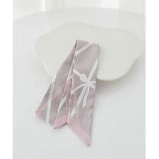 リボンモチーフ柄スカーフ