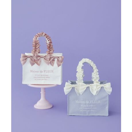 [^ԁF08000628400]{[Ղȃ{ƃtnh؂₩ȃXNGAg[gobOBiȃWJ[hfނɃuhShJvX܂BRpNgȃTCYŎg₷AՂ̃}`Ŏ[͂Q|PbgtŁAX}[gtHpXP[XȂǂƎ[o܂Bfp摜́A̓ŐFČꍇ܂Bg̃j^[ɂďi̐FČꍇ܂B