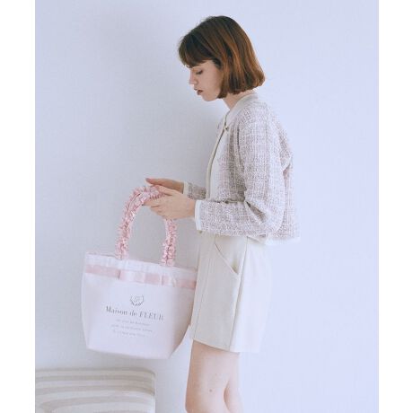 [^ԁF08000849500]_New Color^yA4TCYΉz}bgȃTenɁAtg̃{CtF~jȃtnhg[gobOBvgꂽVo[J[̃uhS肰ȂiȃANZgɁԌ̓t@Xi[dlȂ̂ŁA^тSłBɂ͏Ǝ[łI[v|PbgtBn̓AeB[ÑXgCv~t[vgŁAJƂƂƂIƂ}`̂łՂƉוA߂̃nhŌ|\łBo|ɂ͂Aʋ΁EʊwȂǁAlXȃV[Ɋ􂵂ĂACełByӎzTvɂĎBesĂ܂Bۂɂ͂鏤iƎdlTCY኱قȂꍇ܂Bfp摜́A̓ŐFČꍇ܂Bg̃j^[ɂďi̐FČꍇ܂B