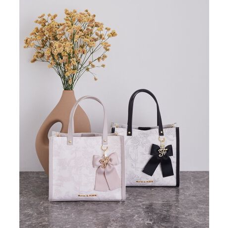 [^ԁF08000648100]y2WAYdlzghWC̃IWivgl2WAYg[gobOBLoXfނƃU[fނgݍ킹āÂfUCɎdグ܂uFvSt̃{`[͎O\Ȃ̂ŁACɍ킹Ăg܂B[͔Qȃ}`t̃XNGAtHȂAyʂȂ̂|CgIO\ȃV_[Rt2Way̎y߂܂Bfp摜́A̓ŐFČꍇ܂Bg̃j^[ɂďi̐FČꍇ܂B