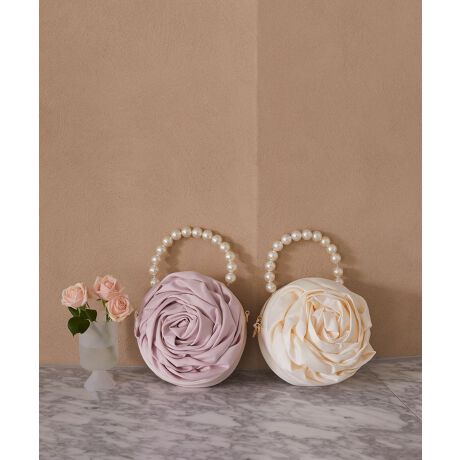 [^ԁF08000755300]y2WAYdlzAȃ[ỸfUCƃp[nh؂₩ȃV_[obOBÂƏiDFgŁAȃfUCɎdグ܂}`tȂ̂Ōڈȏ̎[͂˔Ă܂BV_[ROănhobOƂĂgƂ\łpɂ͂AMtgɂ߂̃ACełBfp摜́A̓ŐFČꍇ܂Bg̃j^[ɂďi̐FČꍇ܂B