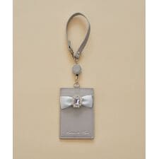 リール付きビジューリボンパスケース