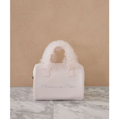 [^ԁF08000717700]ӂƂ`[̃nhK[[ȃ{XgobOB}bgȔNёfނɃCXg[̃S؂₩ȃfUCł􏬂߂̃TCYȂ}`肠̂ŁA[͂QO\ȃV_[xg2WAỸX^Cy݂܂Bfp摜́A̓ŐFČꍇ܂Bg̃j^[ɂďi̐FČꍇ܂B