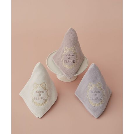 [^ԁF08000981200]{ƃt[̃t[؂₩ȃ^InJ`BnƓnFŎ{ShJ肰ȂivX܂Bӂ肵DGŁARpNgȃTCYfC[gɂ҂Bp͂AMtgɂ߂̃ACełBsŐY^IłtĂAӂӂŌ`L[vIMaison de FLEUR̃nJ`͍i^I̖YnQsłׂĐYĂ܂ByӎzTvɂĎBesĂ܂Bۂɂ͂鏤iƎdlTCY኱قȂꍇ܂Bfp摜́A̓ŐFČꍇ܂Bg̃j^[ɂďi̐FČꍇ܂B{