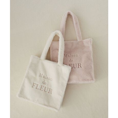 [^ԁF08000970100]yA4TCYΉzlC̃XNGAg[gobOɂӂӂȃt@[fނ̐V삪oB܂łӂӂȑfނgpAD͋CɎdグ܂tgɂ͓F̃ShJ{A肰ȂANZgɁBɂ́AƎoX}zpXP[XȂǂ֗ȃ|Pbgtoʋ΁EʊwEKȂǂɂ߂̃ACełBfp摜́A̓ŐFČꍇ܂Bg̃j^[ɂďi̐FČꍇ܂B