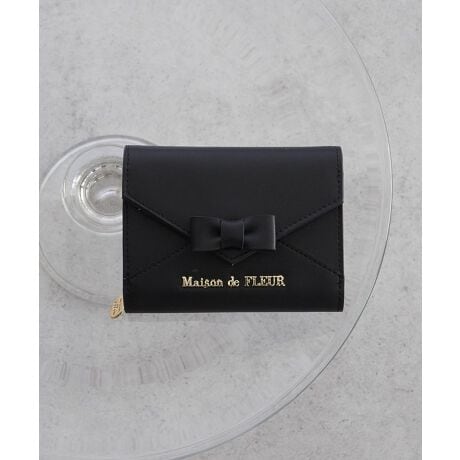 [^ԁF08000879900]^[^̃{tfUCl~jEHbgB}bgȃU[fނɃ^p[c̃S|CgIEhWbṽRCP[Xoꂵ₷΂߃Jbg̃J[h|PbgȂǋ@\ɂ܂BRpNgȃTCYŃobOI΂Aig₷ACełyӎzTvɂĎBesĂ܂Bۂɂ͂鏤iƎdlTCY኱قȂꍇ܂Bfp摜́A̓ŐFČꍇ܂Bg̃j^[ɂďi̐FČꍇ܂B