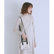 チャーム付きキャンバスボストンバッグ