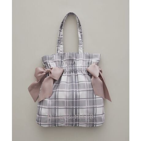 [^ԁF08000922500]yA4TCYΉzIWĩ`FbNvg_u{g[gobOBWJ[̃`FbNɗTCh̑傫ȃ{L[gȃfUCł􌨊|₷AA4TCYۂTCYŎ[͂QłƎoX}z⏬[ł|PbgtȂ̂֗ȃ|CgIMaison de FLEUR̃_u{g[gobO͗̏WƂēo^ς݂łBfp摜́A̓ŐFČꍇ܂Bg̃j^[ɂďi̐FČꍇ܂B