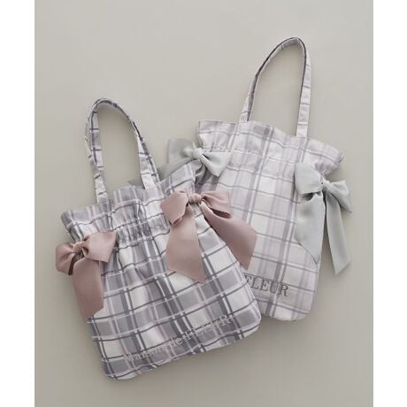 [^ԁF08000922500]yA4TCYΉzIWĩ`FbNvg_u{g[gobOBWJ[̃`FbNɗTCh̑傫ȃ{L[gȃfUCł􌨊|₷AA4TCYۂTCYŎ[͂QłƎoX}z⏬[ł|PbgtȂ̂֗ȃ|CgIMaison de FLEUR̃_u{g[gobO͗̏WƂēo^ς݂łBfp摜́A̓ŐFČꍇ܂Bg̃j^[ɂďi̐FČꍇ܂B