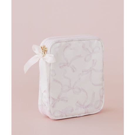 [^ԁF08001080600]Ribbon Print Series_ ڃ|CgI^E֗3ނ̎[Xy[XtI(NA|Pbg^}`t|Pbg^bV|Pbg)ENA|Pbg̓ANX^ʃobWȂǂ̌[ɂ҂E|Pbg͂ꂼƗĂďoꂵ₷yTCYzF14.5cmF12cmʒ̃^b`ŕ`ꂽIWĩ{gp}`P[XB{ƐF킹t@Xi[̃Te{vXBɂ3̎[Xy[XANA|Pbg}`t̑傫߃|PbgAbV|PbgȂǋ@\ɂ܂ANX^ʃobWȂǂ̃ObY^Ԃ̂ɕ֗ȃACełV[Ỹg[gobONA|[`Ƃłgp̂߁yӎzTvɂĎBesĂ܂Bۂɂ͂鏤iƎdlTCYقȂꍇ܂Bfp摜́A̓ŐFČꍇ܂Bg̃j^[ɂďi̐FČꍇ܂B^Q핞^^RT[g^Cu^ANX^^ANX^h^ʂ^ʂ|[`^ʃobW^A