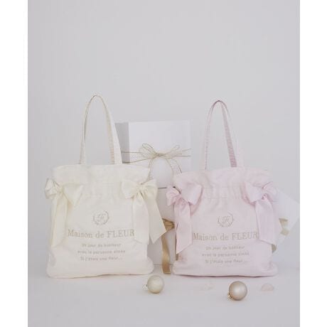 [^ԁF08001142700]yA4TCYΉz߂I[KW[fނƃShJzf[V[Yɂ҂ȃg[gobOBƂ悹MU[ƁATCh̑傫ȃ{lANZgɁ􃊃{͂قǂȂdlɂȂĂ̂ŁAłL[vł܂B|₷AA4TCYۂTCYŎ[͂QłMaison de FLEUR̃_u{g[gobO͗̏WƂēo^ς݂łBfp摜́A̓ŐFČꍇ܂Bg̃j^[ɂďi̐FČꍇ܂B