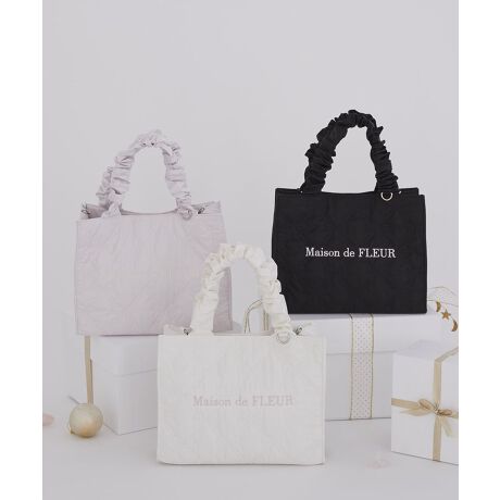 [^ԁF08001147000]y2WAYdlzlC̃{LeBOӂӂ̑fނY2KeCXgɃAbvf[g2WAYg[gobOBRpNgȂ̂}`t̃fUCŁA[͔QłcJtȂ̂łDȃ`[tăAWy߂܂O\ȃV_[Xgbvt֗̕2WAYfUCłByӎzTvɂĎBesĂ܂Bۂɂ͂鏤iƎdlTCY኱قȂꍇ܂Bfp摜́A̓ŐFČꍇ܂Bg̃j^[ɂďi̐FČꍇ܂B