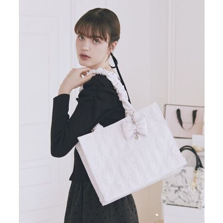 [^ԁF08001147100]yA4TCYΉzlC̃{LeBOӂӂ̑fނY2KeCXgɃAbvf[gg[gobOBWJ[OŎ{uhSl|Cgł߂̃MU[nhŌ|₷AA4TCYۂTCÝcJtȂ̂łDȃ`[tăAŴ߂łByӎzTvɂĎBesĂ܂Bۂɂ͂鏤iƎdlTCY኱قȂꍇ܂Bfp摜́A̓ŐFČꍇ܂Bg̃j^[ɂďi̐FČꍇ܂B