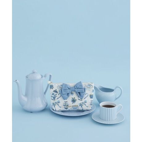 [^ԁF08000834200]Maison de FLEUR ~ ART DE LYSuThe de FLEURv1890N̑nƂ瑱tX́uART de LYSiA[hXjЁvƂ̃R{[VɂwART DE LYS RNVx̑4eBeB[Jbv⃊{AԂ`[tMaison de FLEURIWi̐n쐬Ē܂BE|PbgteB[JbveB[|bg`[tɂ̃SuniŉȈۂ̃|[`B傫ȃOO{炢ÂfUCɎdグ܂}`t̃RpNgȃtHŌڈȏɎ[͔QłfC[g̏^Ԃ̂ɂ͂Asp|[`AKWFbg[ȂǕL􂵂܂Bfp摜́A̓ŐFČꍇ܂Bg̃j^[ɂďi̐FČꍇ܂B