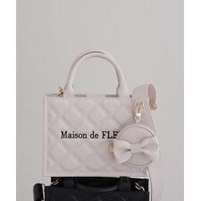 ミニポーチ付きキルティングトートバッグ