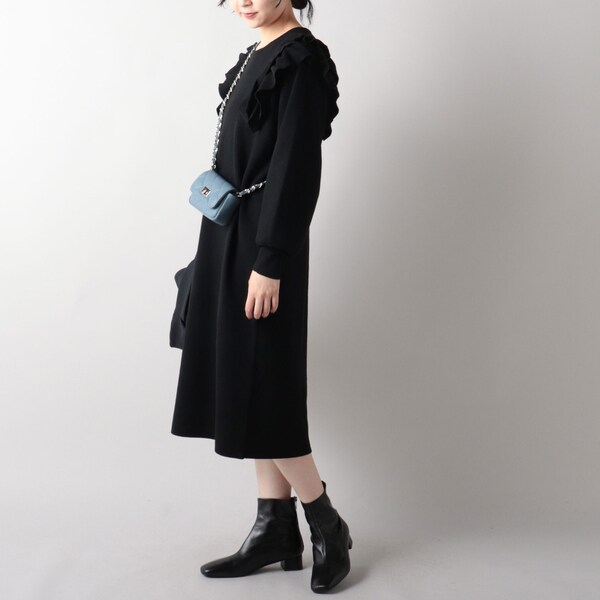◇【WEB限定カラーあり】ミラノリブ肩フリルニットワンピース