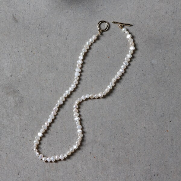 淡水パール ショートネックレス ゴールド/パール PERLYS 淡水パール ショートネックレス ゴールド/パール PERLYS 楽天