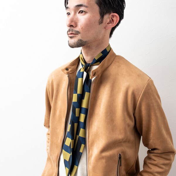 STUDIO COMO 柄シャツ　イタリア　シルク100% STUDIO COMO 柄シャツイタリアシルク100%