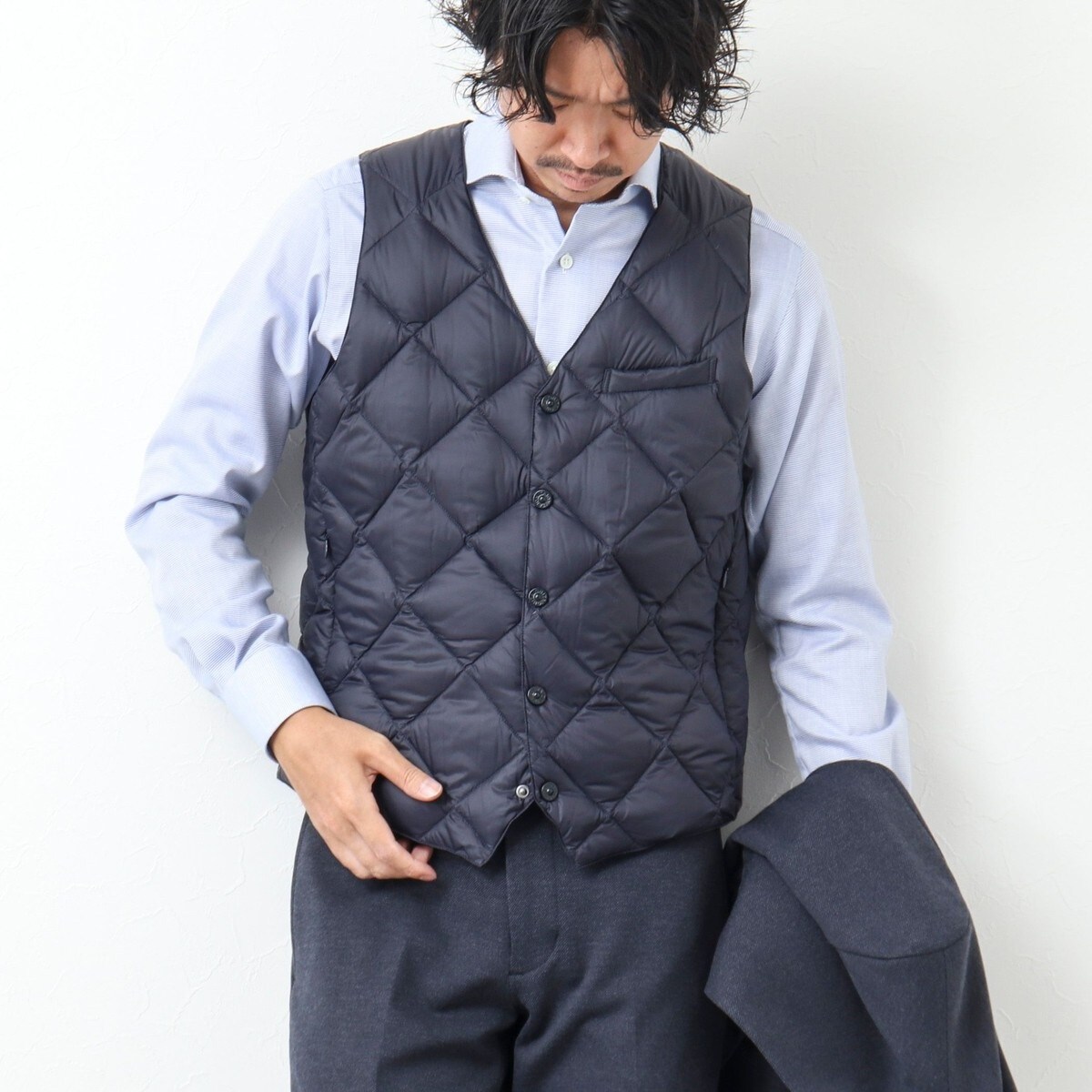 TAION/タイオン】SINGLE SNAP BUTTON DOWN GILET ダウンジレ