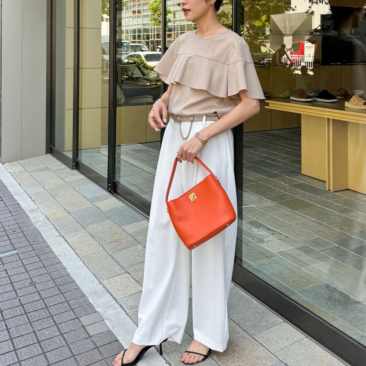 セットアップ対応》ウォッシャブル麻調ラッフルブラウス