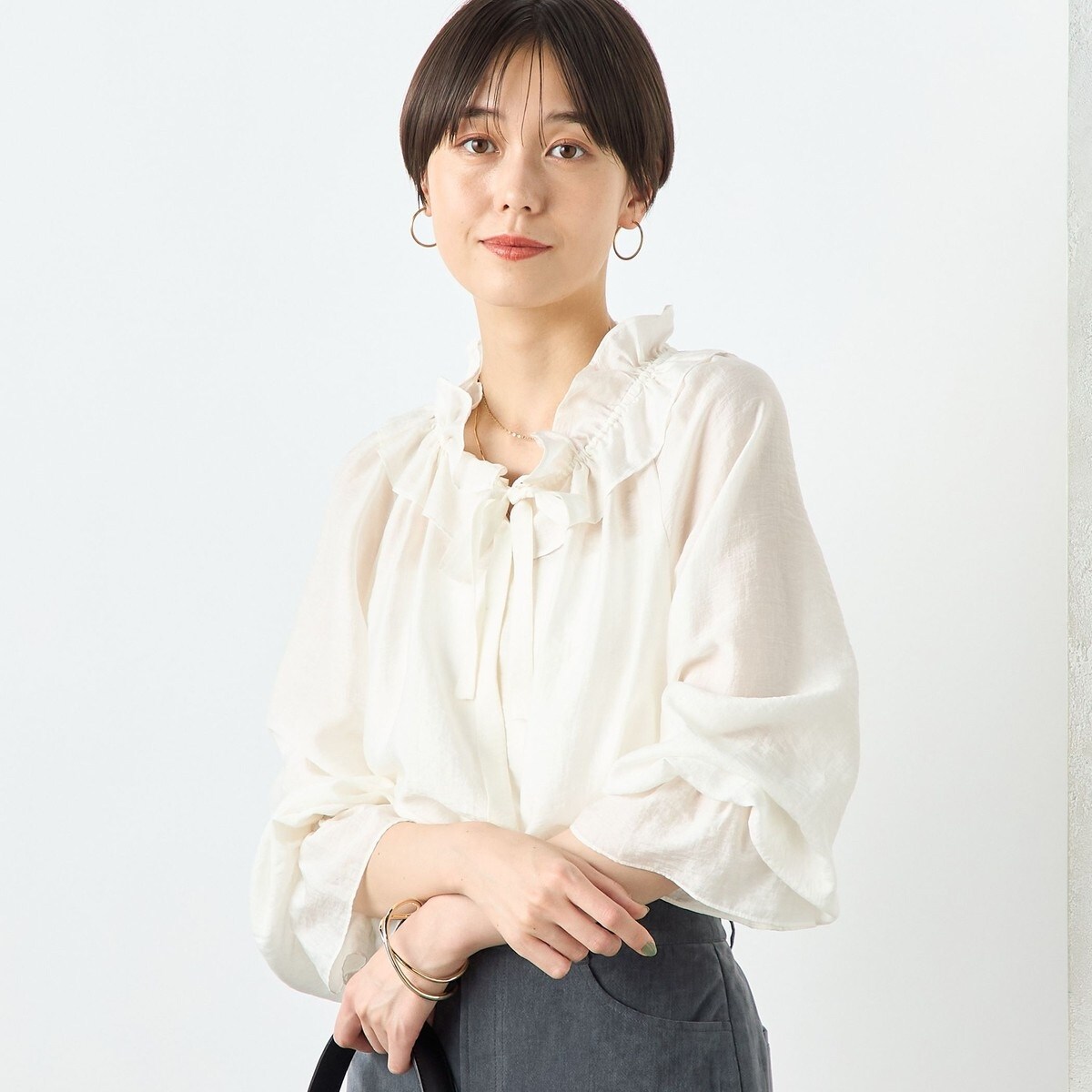 新品 ノーリーズ ソフィ シアーシルクフリルネックブラウス ブラック NOLLEY'S Sophi（ノーリーズソフィ）の「シアーシルクフリル