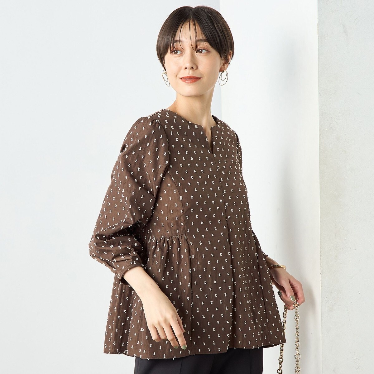 ノーリーズ ドットジャガードタフタペプラムブラウス新品 NOLLEY'S Sophi（ノーリーズソフィ）の「ドットジャガードタフタ