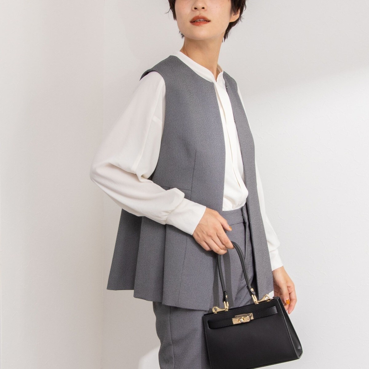 ノーリーズ バーズアイペプラムジレ ウォッシャブルバーズアイスリムパンツ NOLLEY'S - ノーリーズ バーズアイペプラムジレ ウォッシャブル