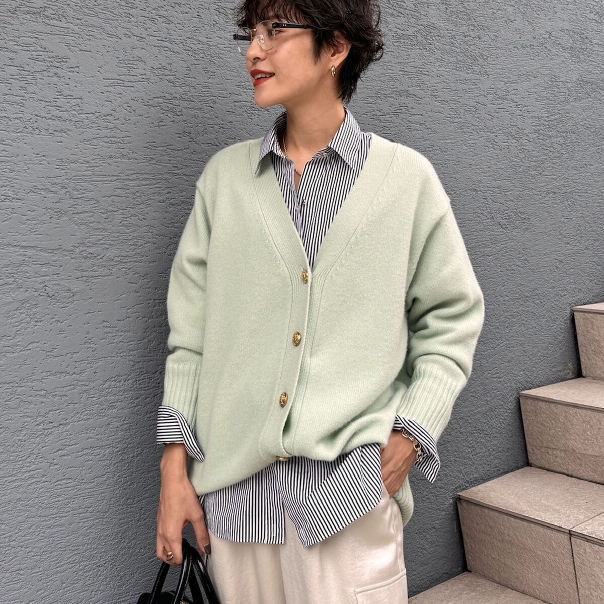 ノーリーズ カシミヤブレンド長めVネックカーディガン(金ボタン) 24AW ◇【WEB限定】カシミヤブレンド長めVネックカーディガン(金ボタン