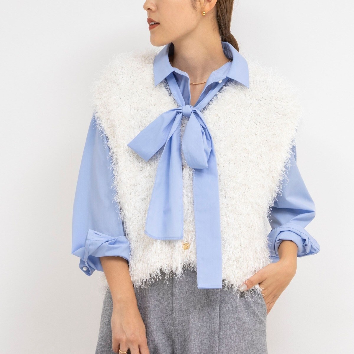 手洗い可能》《オールシーズン対応》フリル付きペプラムベスト