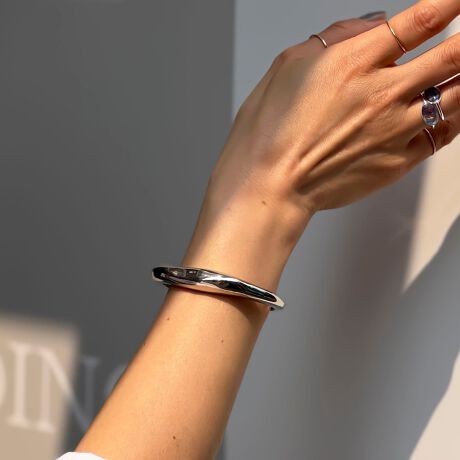 [^ԁF5-0441-9-11-301]NOLLEYfSPointEEF[u悤ȃtH̃^oOEVo[͐VbNȈۂɁAS[h̓i`Ȃ؂₩Ȉۂł܂BE݊ȂAVvȃtHŁAPił͂莝̃ANZT[Ƃ̏d˕tIXXłBgbvƓ`[t̃COi5-0441-9-11-102)܂B戵̂ӁAeV^OKmF̏Ap͂舵BCɂȂ鏤íACɓo^IXXłIN[|A׏񂪁Aʒm悤ɂȂ܂BXyщOł̎Be摜́A̓ŐFČꍇ܂B  i̐F́AX^WIBẻ摜QƉBi摜ɊւĂ͏o蒉ɕ\o悤w߂Ă܂A  qlp̃j^[̐ݒyѓɂAۂ̏iƔrFɎ኱̌덷ꍇ܂B