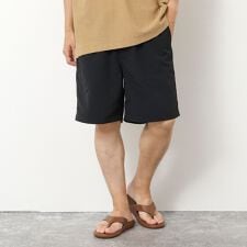 撥水ナイロンショートパンツ