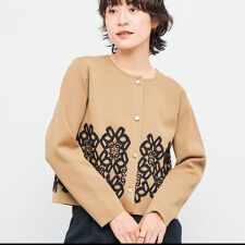 ノーリーズ(NOLLEY'S)のレース付きクルーネックカーディガン