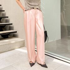 ノーリーズ(NOLLEY'S)のウォッシャブルサテンワイドパンツ