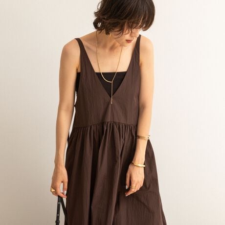 [^ԁF5-0039-5-07-002]25AWMAQWELyWEBzPointlCs[X(5-0039-4-07-001)ViԂœoIEחǂn̂^t^fނ̃L~s[XE[߂VlbNƑ傫JobNX^CwV[1E̓SdlłƂ肠钅SnER̒߂\ŁAlXȐg̕Ƀ}b`E^Ngbvm[X[uAJbg\[AjbgȂǁACi[AWy߂ACeyMAQWEL(}NEF)zĝȂŗ͋ƂȂ₩𕹂̂߂̕hx[Xɂ́Aꂽ}jbVX^CƃwV[ȒȂ̊VvȃACeBɃBe[W݂̉AZVAȃtF~jGbZXƂĉAȊ㏗̋CV[ɍ킹āA̓̎Rɕ\ł镞͂܂B戵̂Ӂip߂ɁAAeV^OKmF̏Ap͂舵BCɂȂ鏤íACɓo^IXXłIN[|A׏񂪁Aʒm悤ɂȂ܂B􂢉XyщOł̎Be摜́A̓ŐFČꍇ܂Bi̐F́AX^WIBẻ摜QƉBi摜ɊւĂ͏o蒉ɕ\o悤w߂Ă܂Aqlp̃j^[̐ݒyѓɂAۂ̏iƔrFɎ኱̌덷ꍇ܂B摜̏i̓TvƂȂ܂̂Ŏۂ̏iƎdlAHATCY኱قȂꍇ܂B