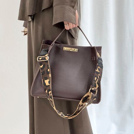 [^ԁF5-0131-9-15-001]NOLLEYfSPointEm[[YIWĩV_[XgbvEꂼ3J[̃Ip[hŁAVvgbĥobOɂƁAJWAvXł܂BE5cm̑߂̃V_[ŁAXgXȂɂ܂B戵̂ӁAeV^OKmF̏Ap͂舵B΂̂΂AV̎ГȂǏ͕ό`̋ꂪ܂̂ŁAӂBٖDȀƂ܂B\߂BCɂȂ鏤íACɓo^IXXłIN[|A׏񂪁Aʒm悤ɂȂ܂BXyщOł̎Be摜́A̓ŐFČꍇ܂B  i̐F́AX^WIBẻ摜QƉBi摜ɊւĂ͏o蒉ɕ\o悤w߂Ă܂A  qlp̃j^[̐ݒyѓɂAۂ̏iƔrFɎ኱̌덷ꍇ܂B